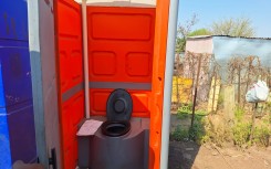 A portable toilet. eNCA/Hloni Mtimkulu