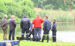 Teams search for missing person in Westdene Dam. Photo eNCA