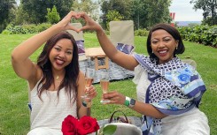 Siyabonga Majodina and Mbalenhle Mmgomezulu also took the time to celebrate Galantines. 