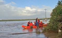 Twenty-one people have been rescued.  eNCA/Nobesuthu Hejana 
