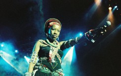  Busi Mhlongo