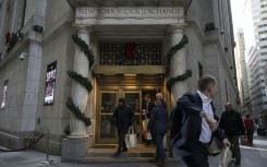 Hopes abound that rate cuts will soon return -- but caution was the Friday market watchword