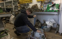 The experts receive requests for checks from investigators and their conclusions are handed to courts