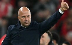 Ten Hag sympathy: Liverpool Arne Slot's are top of the Premier League