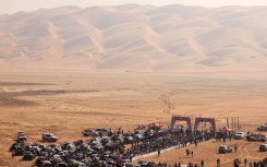 The start of stage 11 of the Dakar was delayed because of fog