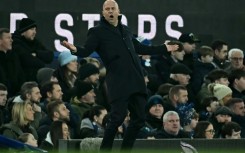 Tempers frayed at the end of the Merseyside derby as Arne Slot's Liverpool were held to a 2-2 draw by Everton