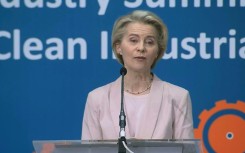 EU vows to slash red tape but no change on climate goals