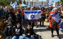 Mourners gather in Tel Aviv to honour the Bibas family