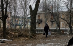 Russian forces have escalated their attacks on eastern Ukraine despite mounting rhetoric from Washington and Moscow over peace