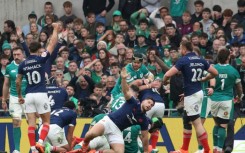 France are favourites to land the Six Nations title after an impressive 42-27 win over Ireland