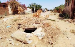 Desperate for safety from bombardment of Sudan's besieged city of El-Fasher, Darfur, residents have built makeshift bunkers