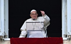 Pope Francis faces a long period of recovery in his residence in the Vatican, his doctors say