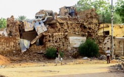 Families have resorted to burying their relatives outside of cemeteries as a result of the war