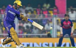 Quinton de Kock (L) hit 97 not out to give KKR their first win of the IPL season