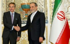 UN nuclear watchdog chief Rafael Grossi (L) meets Iranian Foreign Minister Abbas Araghchi ahead of fresh talks between Tehran and Washington.