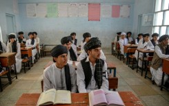 Afghan boys are now required to wear a turban or hat and shalwar kameez in school under new rules from the Taliban authorities