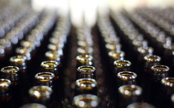 Drinks in glass bottles had five to 50 times more microplastic fragments than in plastic bottles