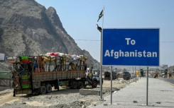 Border crossings between Pakistan and Afghanistan were closed after fierce clashes erupted overnight