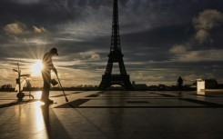 Despite political instability over massive debt and deficit, the French economy grew by 0.5 percent in the third quarter