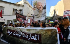Hundreds of people demonstrated in Tunis against the government