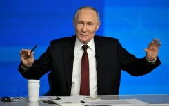 Putin offered to organise a whip-round for the happy couple