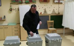 Hungarians head to polls in closely watched election