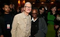 Apple's Tim Cook (L) will take over as chairman of the board after he cedes the CEO position at the storied technology company