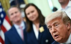 US President Donald Trump is again insisting on loyalty from the Supreme Court when it rules on his bid to restrict birthright citizenship