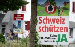 The initiative put forward by the SVP is aimed at preventing Switzerland's population from going above 10 million before 2050