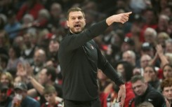 Brazilian Tiago Splitter, who had served as interim head coach of the Portland Trail Blazers, has reportedly been hired as the new coach of the NBA Chicago Bulls