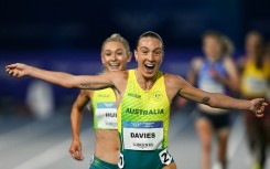 Rose Davies added 5,000m gold to her 10,000m title at the Commonwealth Games