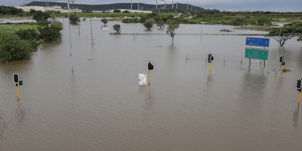 KZN Floods | Authorities monitoring high-risk areas - Vimarsana News