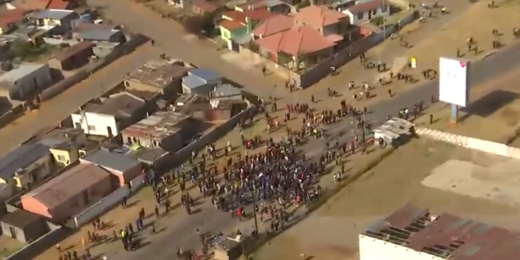 West Rand Protests | Residents living in fear - Vimarsana News