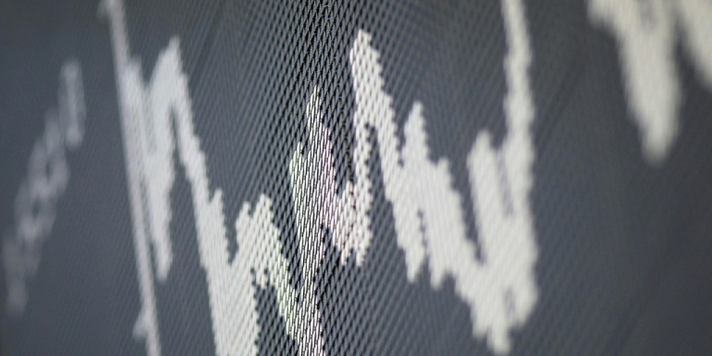 European stocks held back by recession warnings - Vimarsana News
