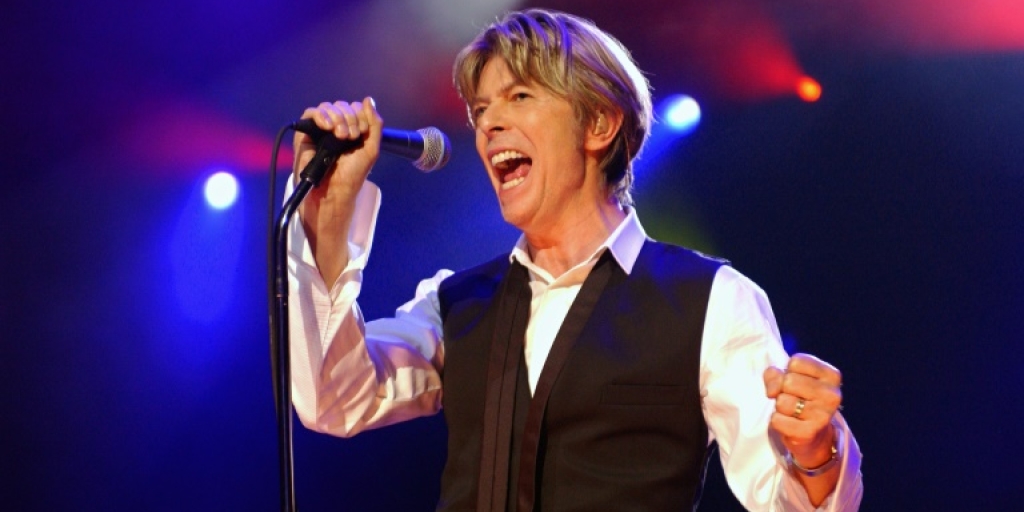 Pinch of stardust: Bowie back with lost album of early songs - Vimarsana News