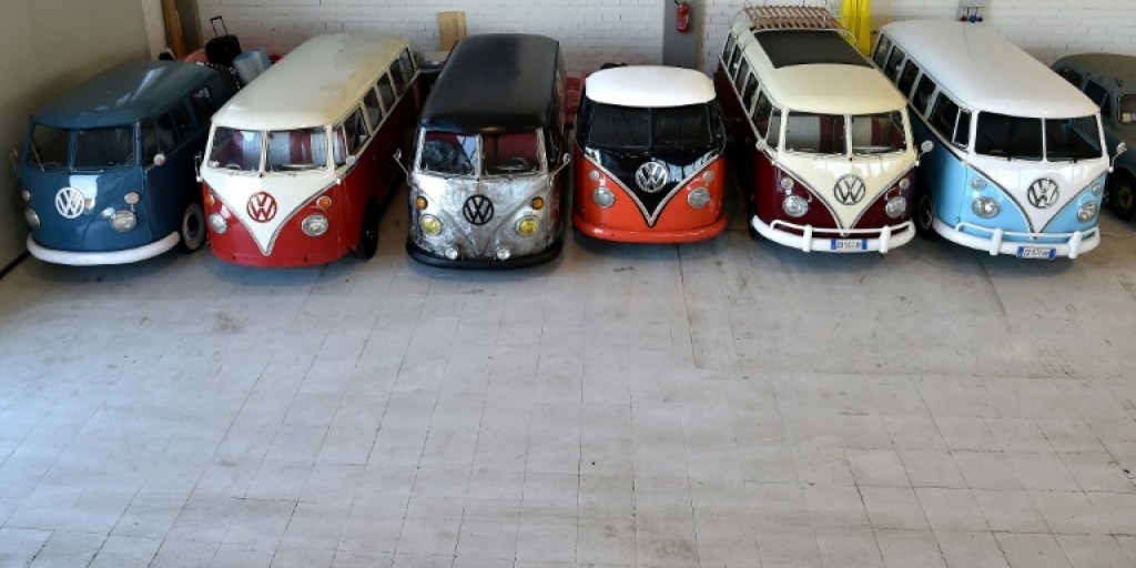 Volkswagen reimagines classic camper for the electric age - Vimarsana News