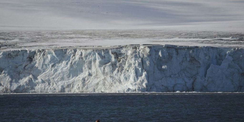 Runaway W. Antarctic ice sheet collapse not 'inevitable': study - Vimarsana News